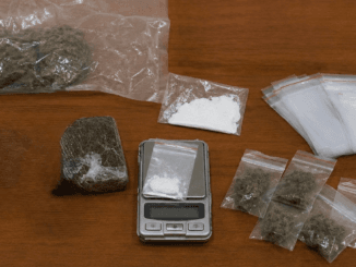 blitz antidroga a Castel di Sangro, droga e strumenti sequestrati