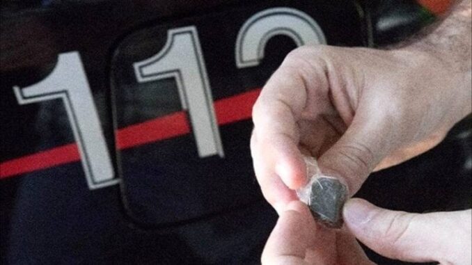 Pescasseroli hashish arresto 36enne Carabinieri